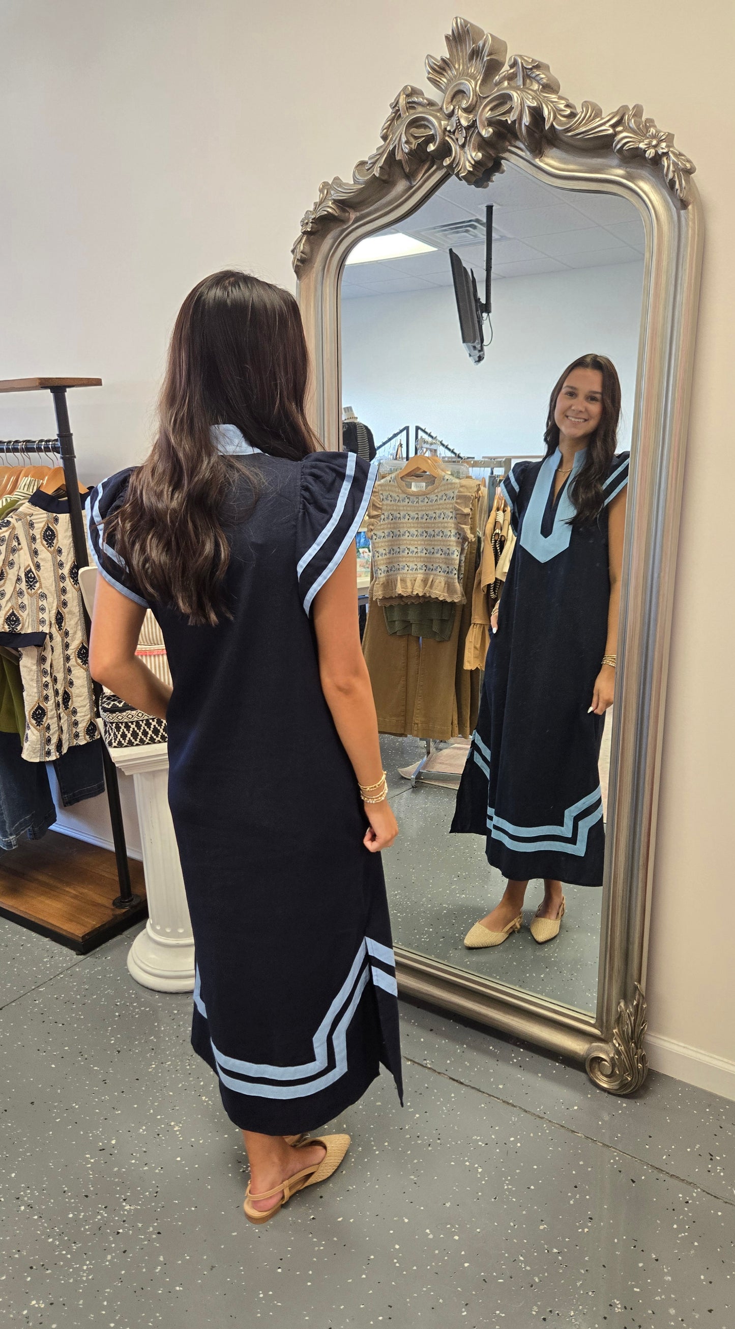 Contrasting Midi Dress