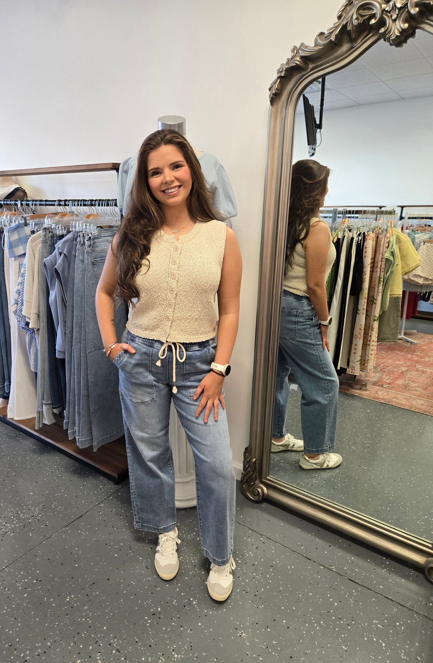 Mystic Sleeveless Vest