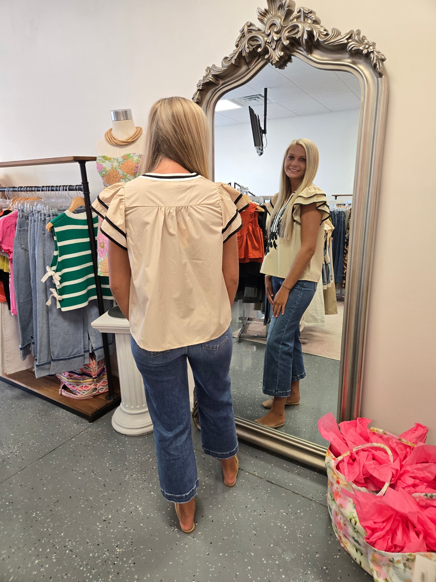 Hagan Flutter Sleeve Blouse