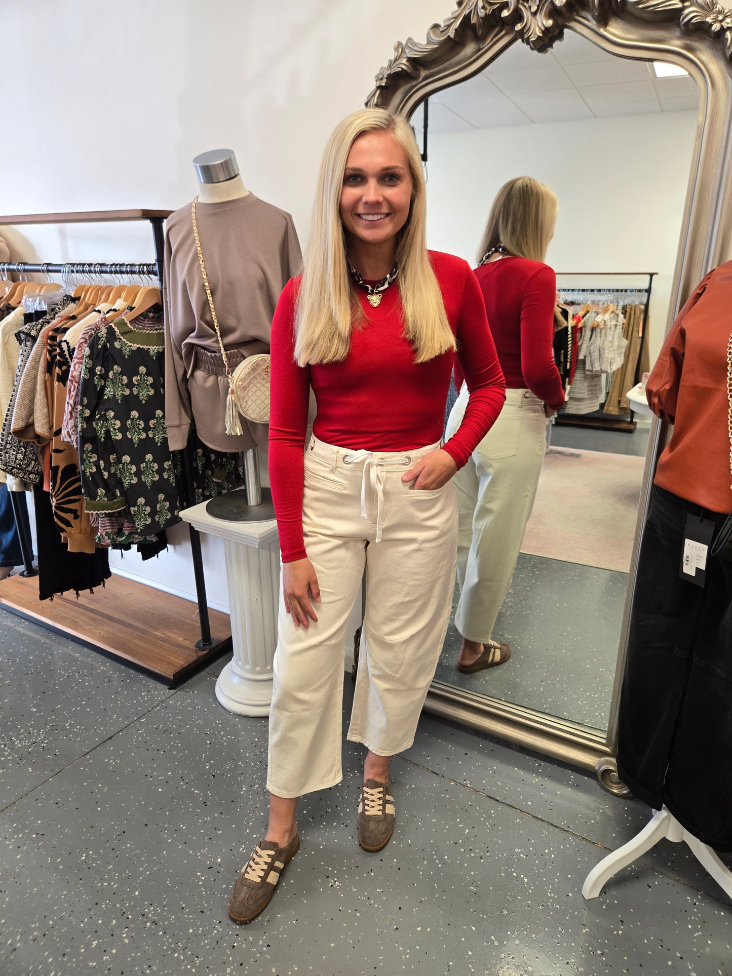 High Rise Detailed Barrel Pants