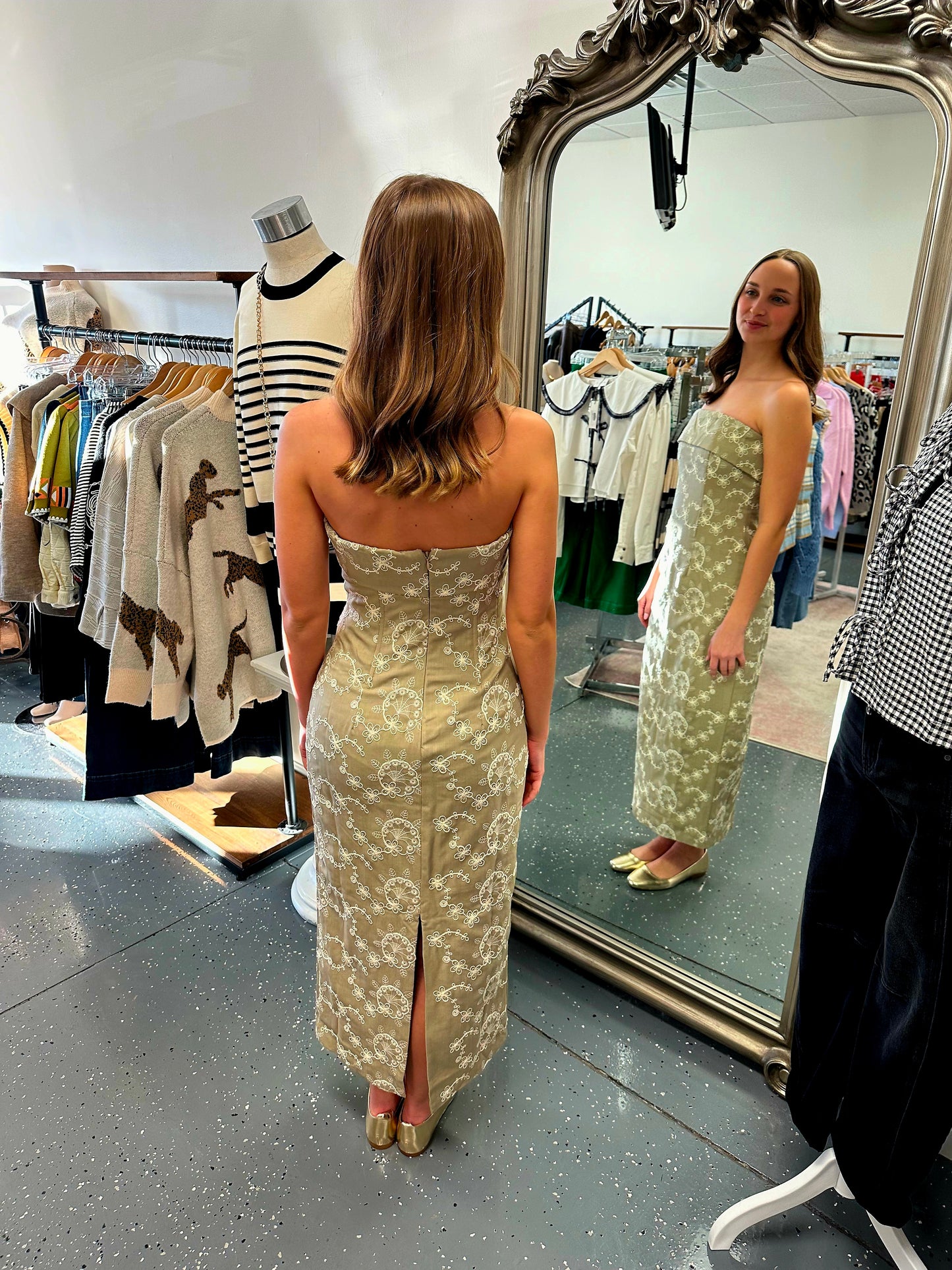 Floral Embroidered Strapless Dress