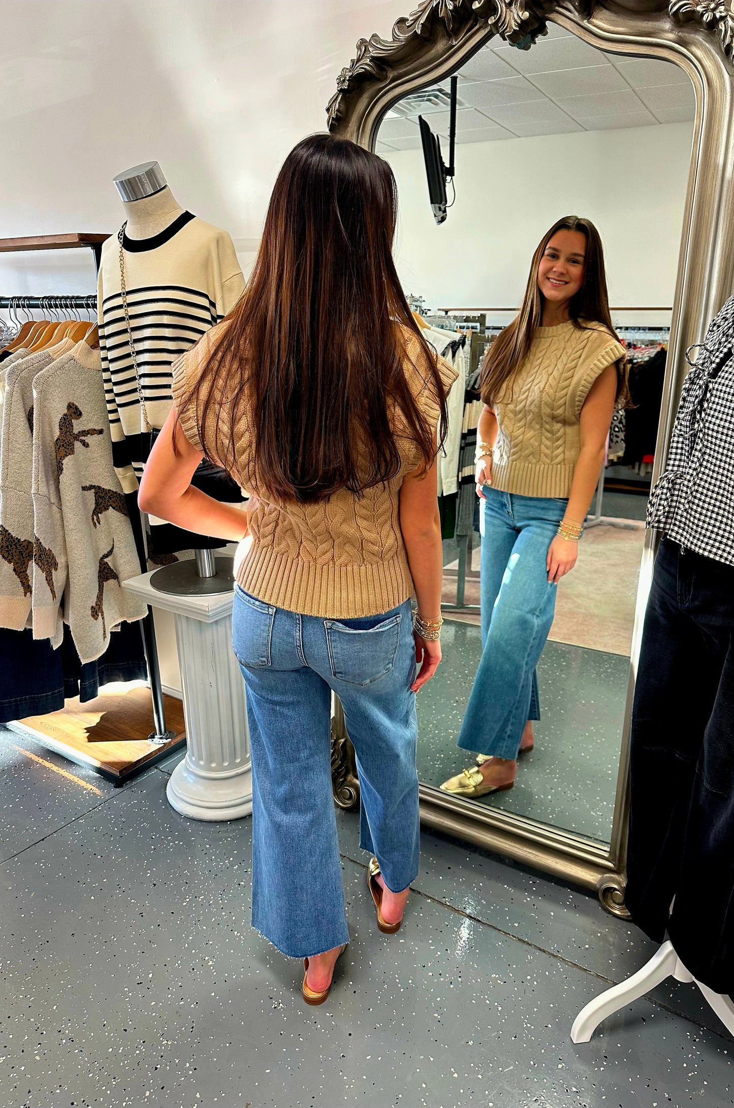 Sleeveless Cable Knit Sweater