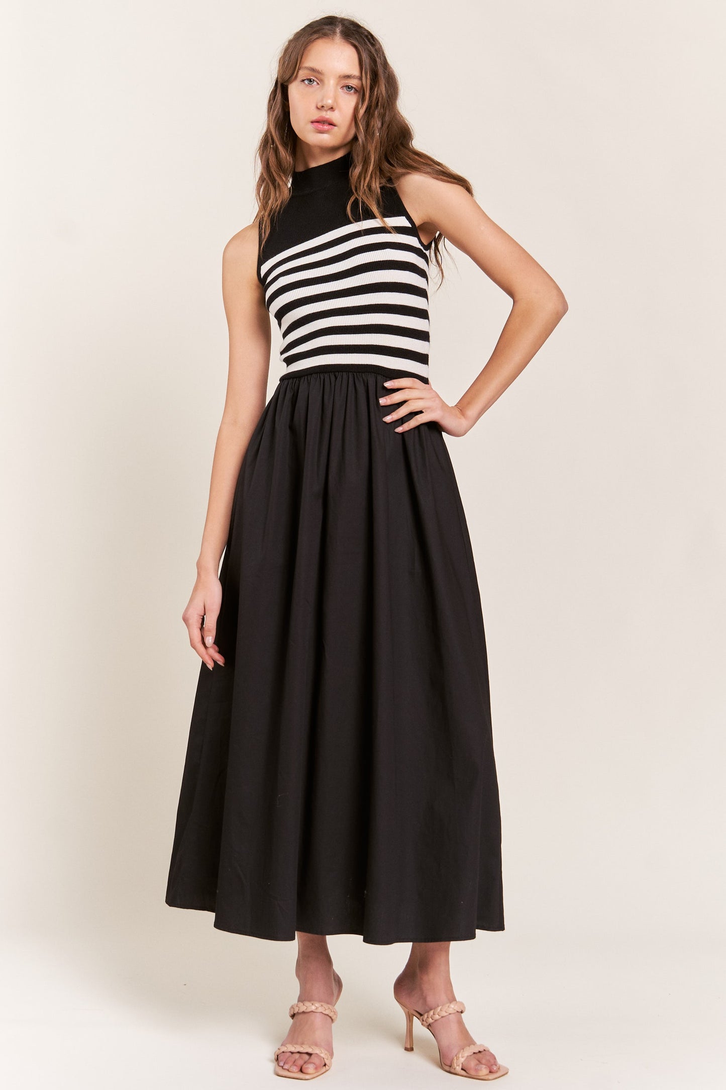 Long Weekend Maxi-Dress